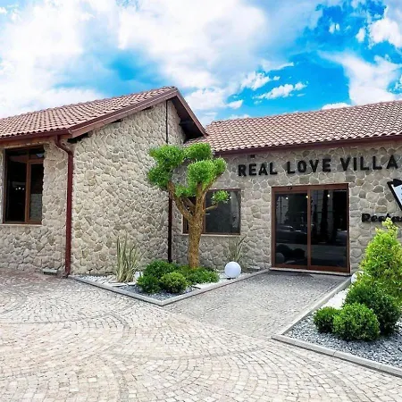 Real Love Villas Sapanca ساكاريا